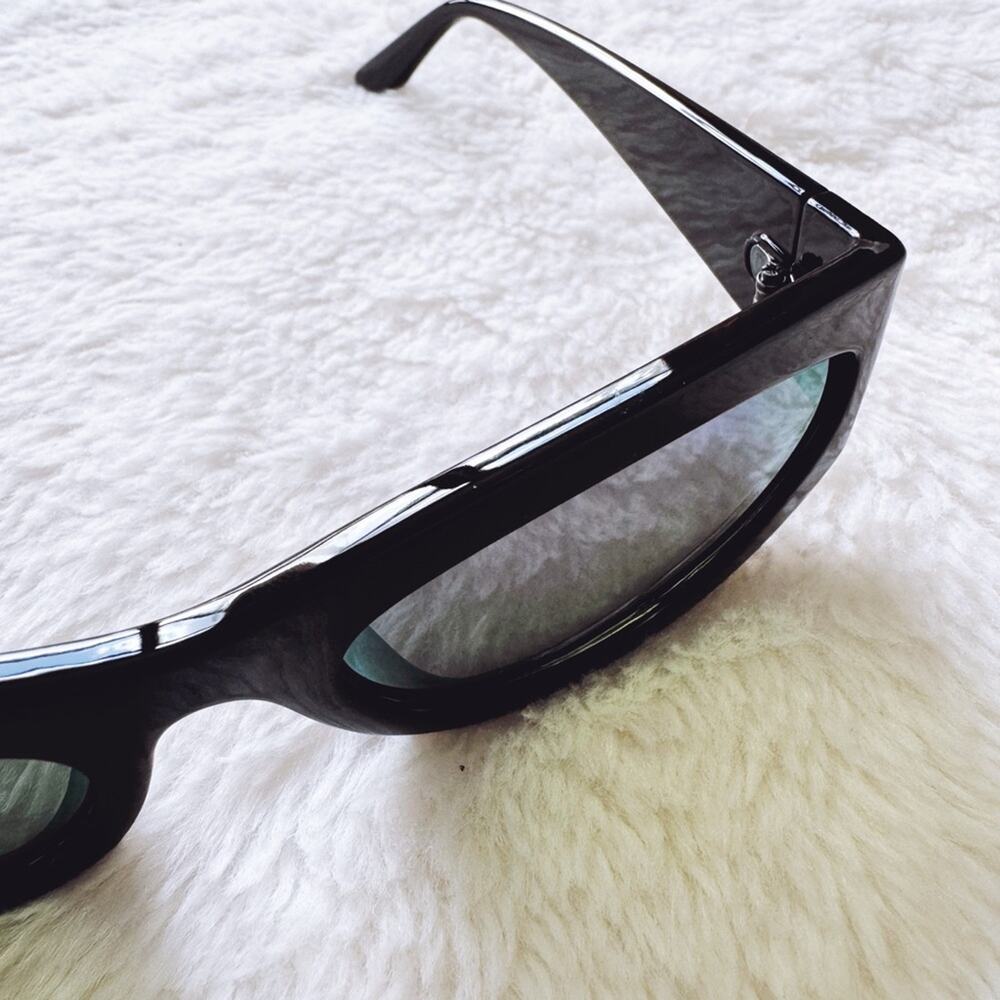Faye Mirrored Purple with Black Rim Sunglasses - Picture 8 of 16